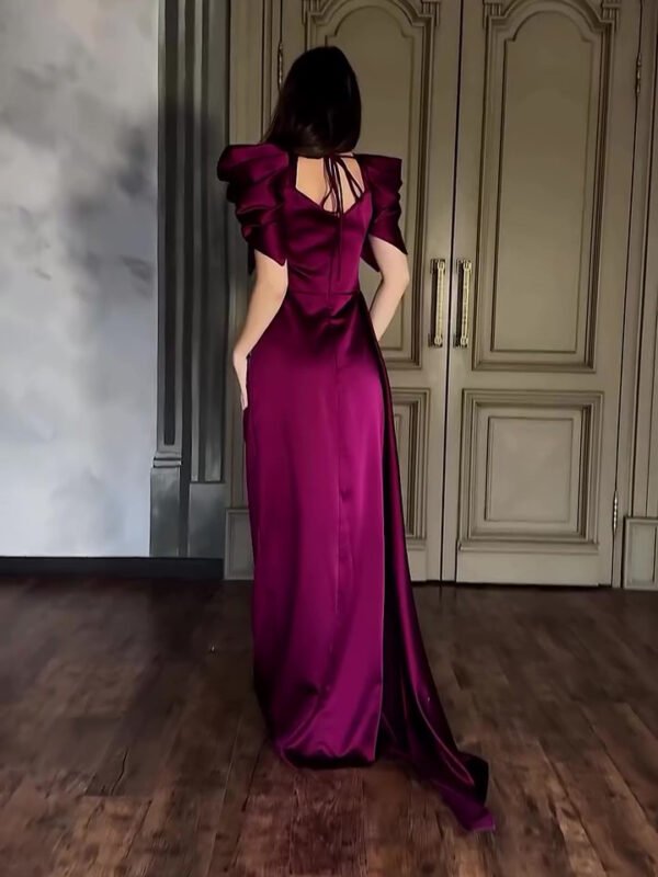Elegant Puff Sleeve Pleated Slit Maxi Dress - Image 4