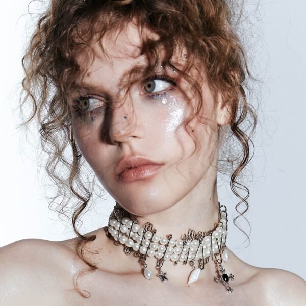 Three Layer Pearl Pin With High-end Feeling Collarbone Chain - Image 6
